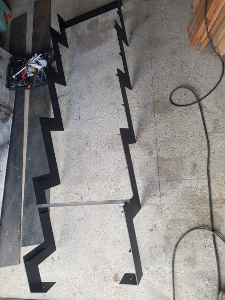 fabrication limon escalier japonais acier