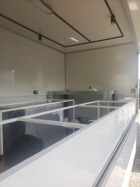 Fabrication et pose de comptoir pour food truck 