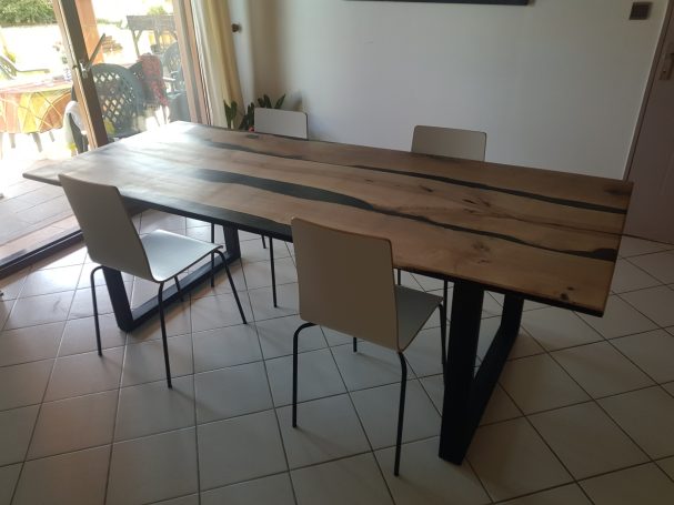 pieds de table forme U